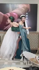 低头看我是怎么C哭你